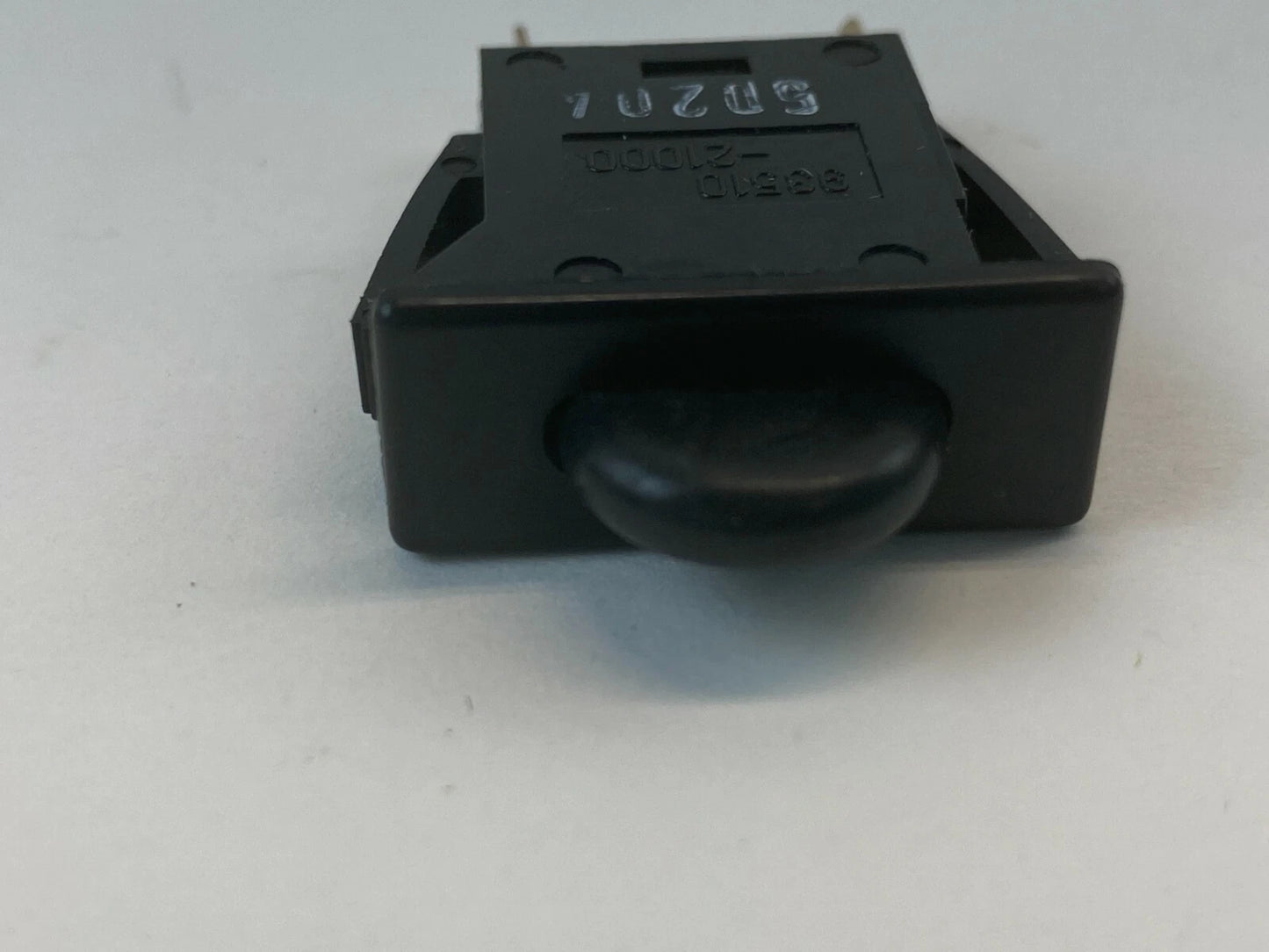 2004 2005 2006 KIA AMANTI GLOVE BOX LIGHT LAMP CONTROL SWITCH 93510-21000 OEM