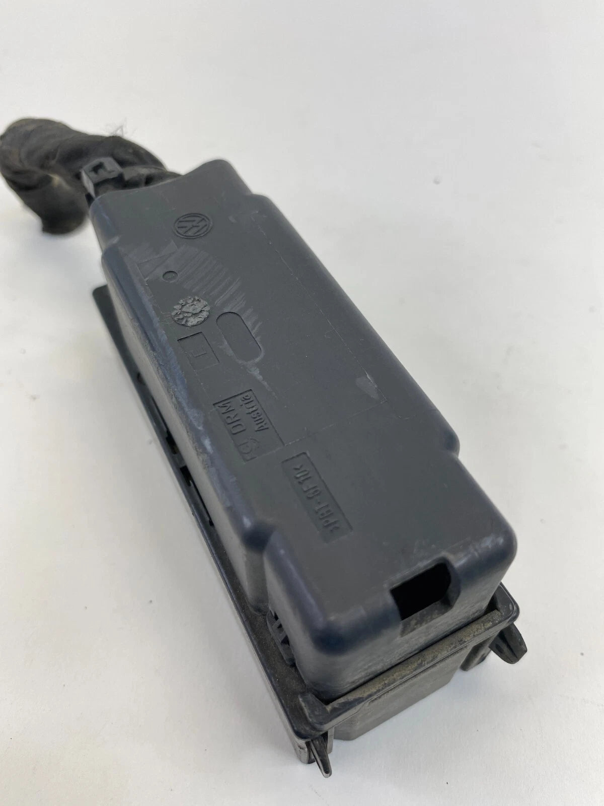12-15 VW PASSAT SEDAN 2.5 AT ABS ANTI LOCK BRAKE PUMP PLUG PIGTAIL CONNECTOR
