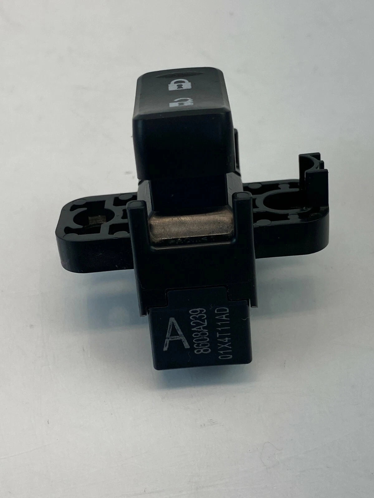 2014 2015 MITSUBISHI MIRAGE FRONT RIGHT PASSENGER SIDE DOOR LOCK SWITCH 8608A239