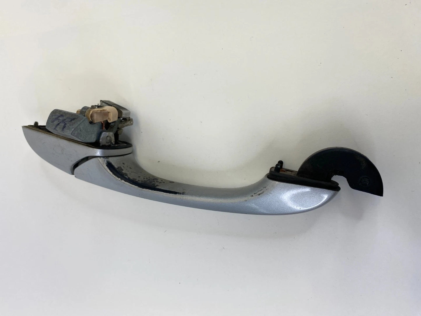 07-17 JEEP PATRIOT FRONT RIGHT PASSENGER EXTERIOR OUTER DOOR HANDLE SILVER OEM