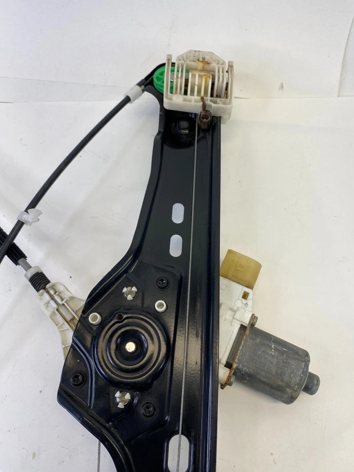 07 08 BMW 328XI FRONT RIGHT DOOR POWER WINDOW MOTOR W/ REGULATOR 013082227 OEM
