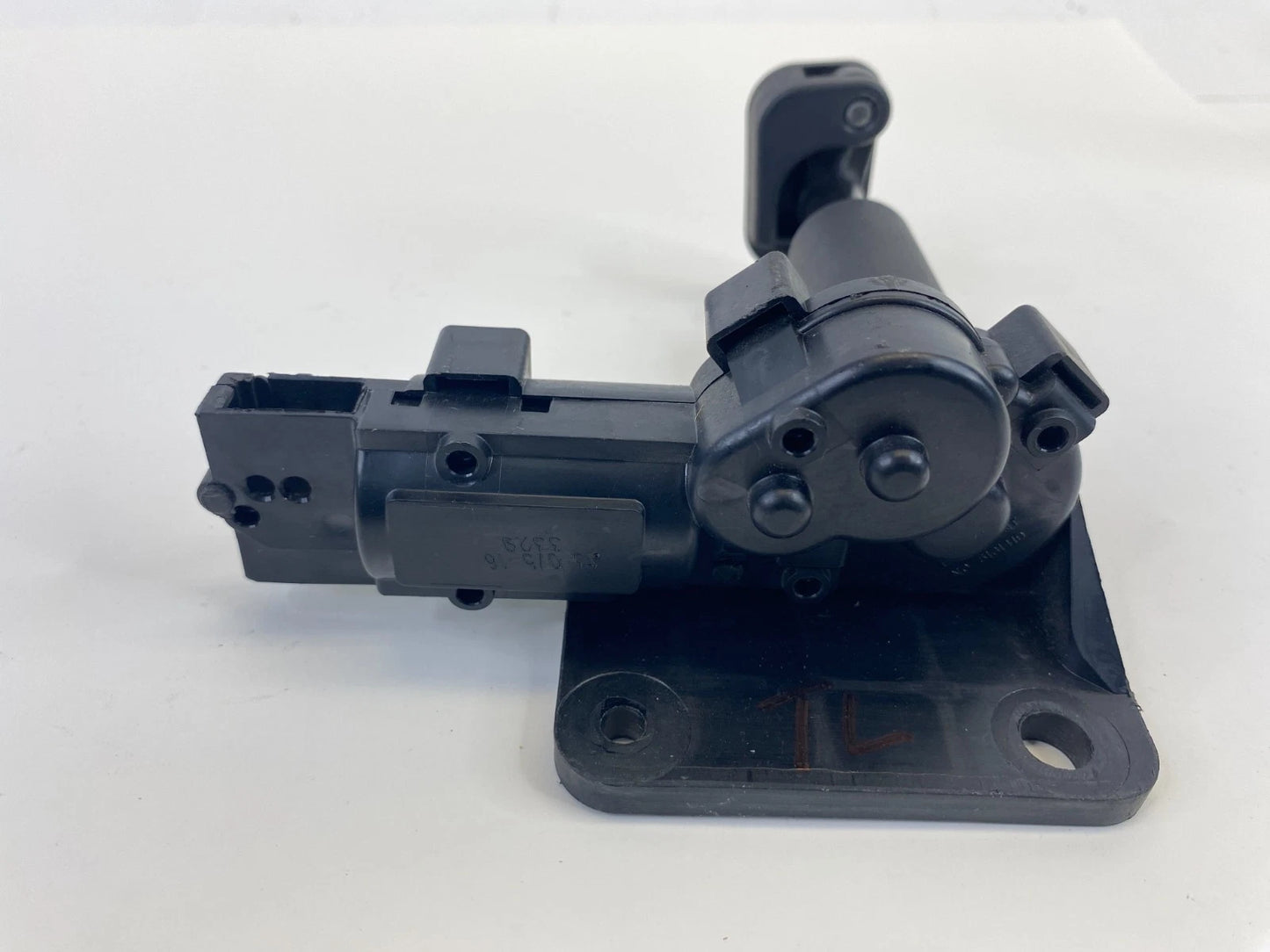 01-16 TOWN & COUNTRY 01-20 G CARAVAN REAR LH QUARTER VENT WINDOW MOTOR ACTUATOR