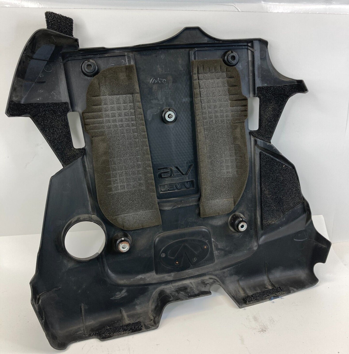 2008-2013 Infiniti G37 3.7L V6 VVEL Engine Motor Top Cap Cover 14041-EY01A OEM