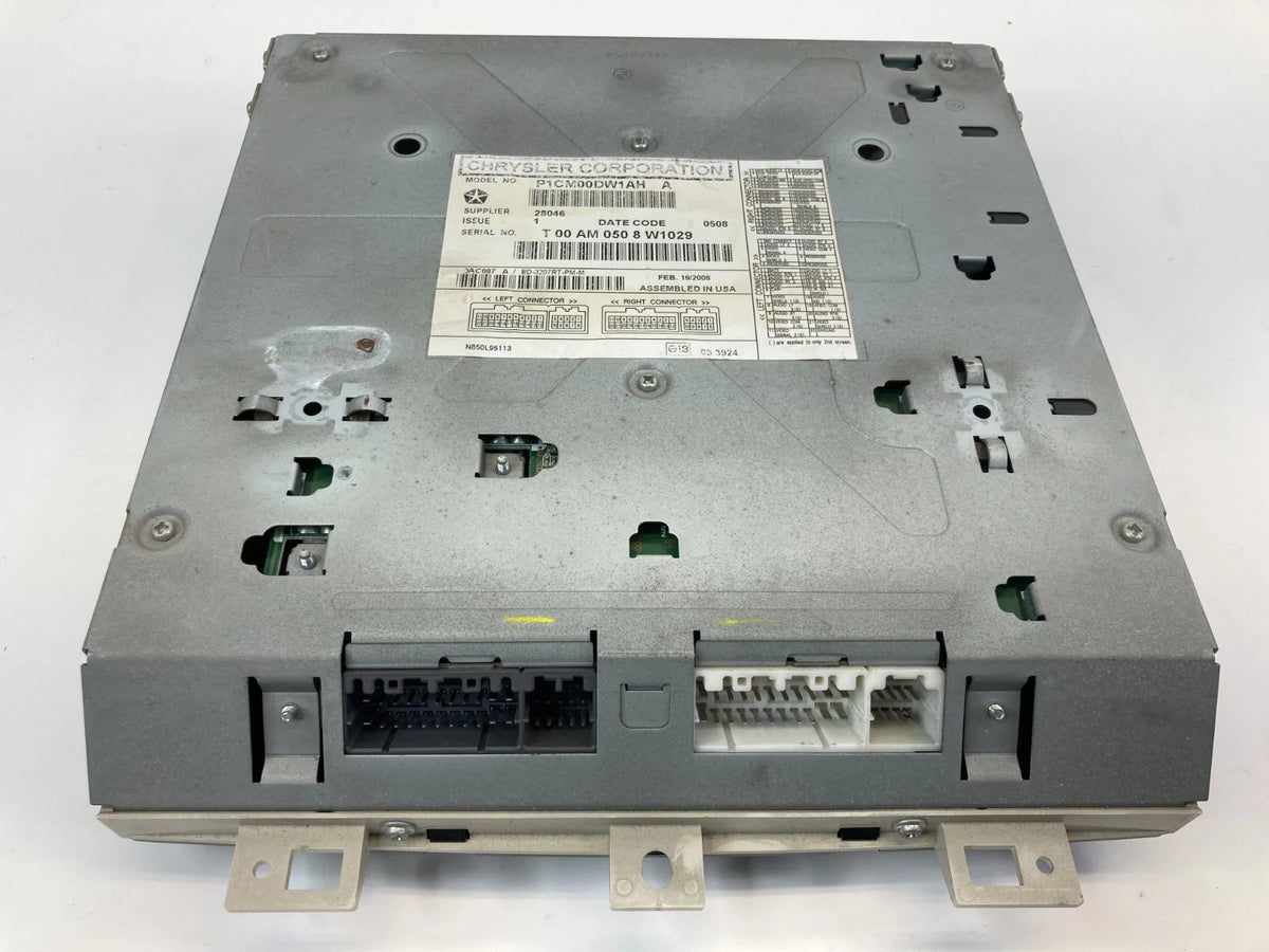 2008-2012 CHRYSLER TOWN & COUNTRY REAR OVERHEAD DVD MONITOR DISPLAY 1CM00DW1 OEM
