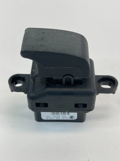 2004-2009 MAZDA 3 MAZDA3 REAR LEFT DOOR POWER WINDOW SWITCH BUTTON D39766370