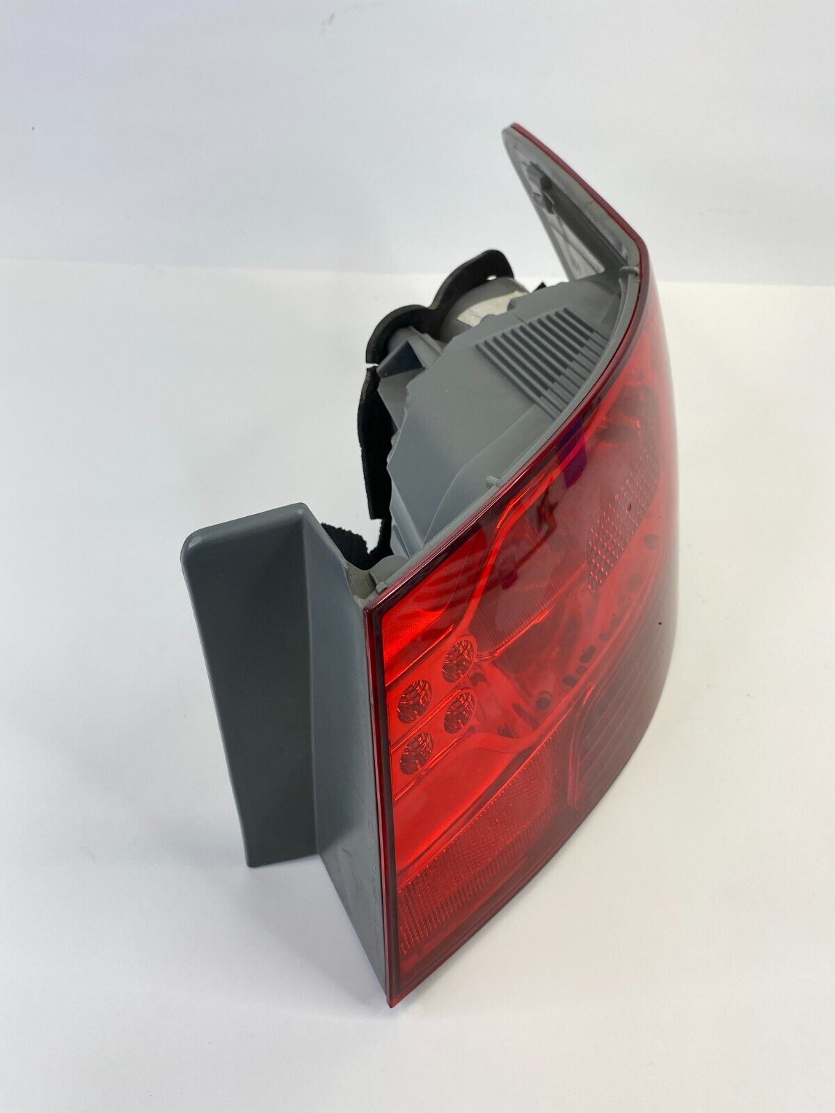 2010-2013 Kia Forte Sedan Rear Right Passenger Tail Light Outer Taillight Lamp