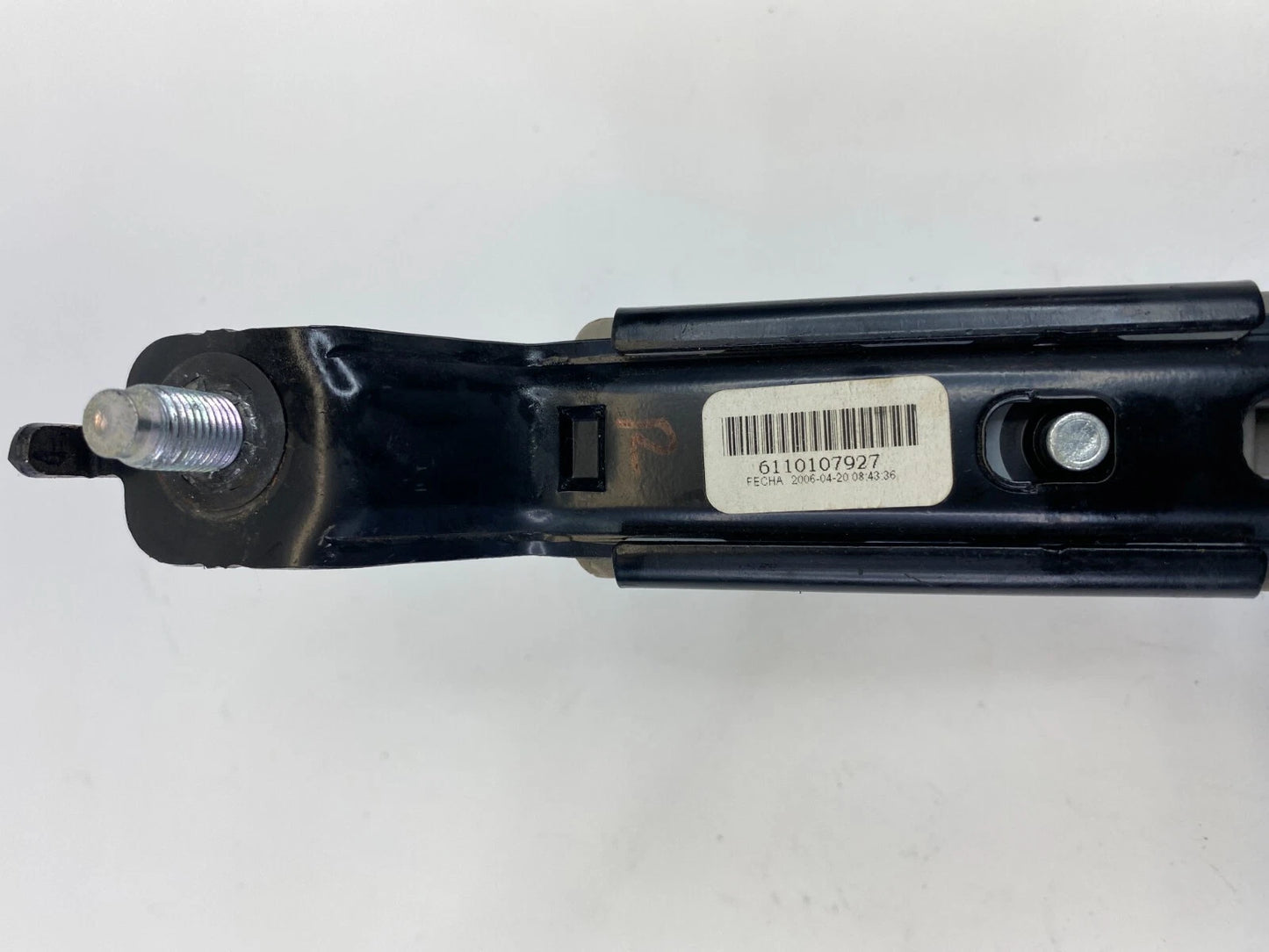 2004-2008 NISSAN MAXIMA RIGHT PASSENGER SEAT BELT HEIGHT ADJUSTER ADJUSTMENT OEM