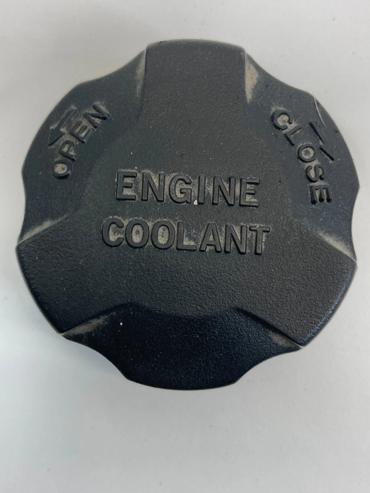 2006-2011 HYUNDAI ACCENT 1.6L RADIATOR ENGINE COOLANT RESERVOIR CAP TANK COVER