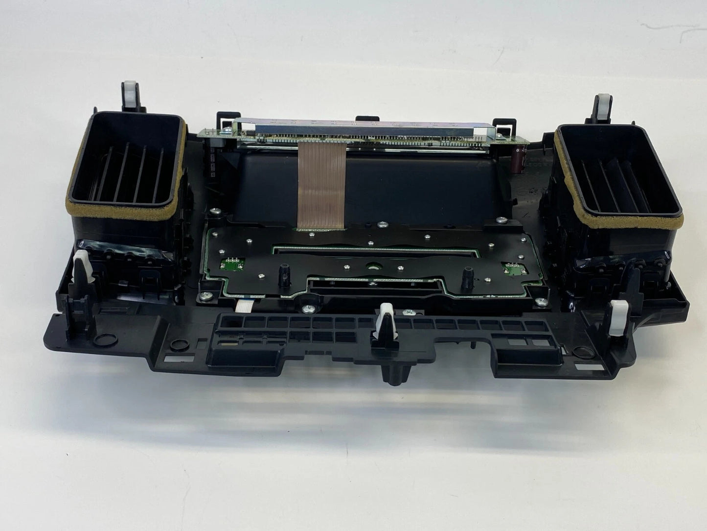 08 09 MITSUBISHI LANCER DASH PANEL RADIO AM/CD PLAYER W A/C VENTS 8002A377XA OEM