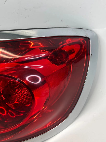 2008-2012 BUICK ENCLAVE REAR RIGHT OUTER TAILLIGHT TAIL LAMP 25954942 OEM