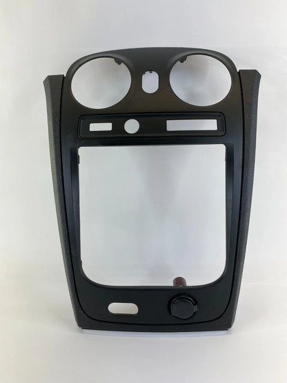 2006-2011 CHEVROLET HHR CENTER DASH RADIO CLIMATE CONTROL BEZEL 25833234 OEM
