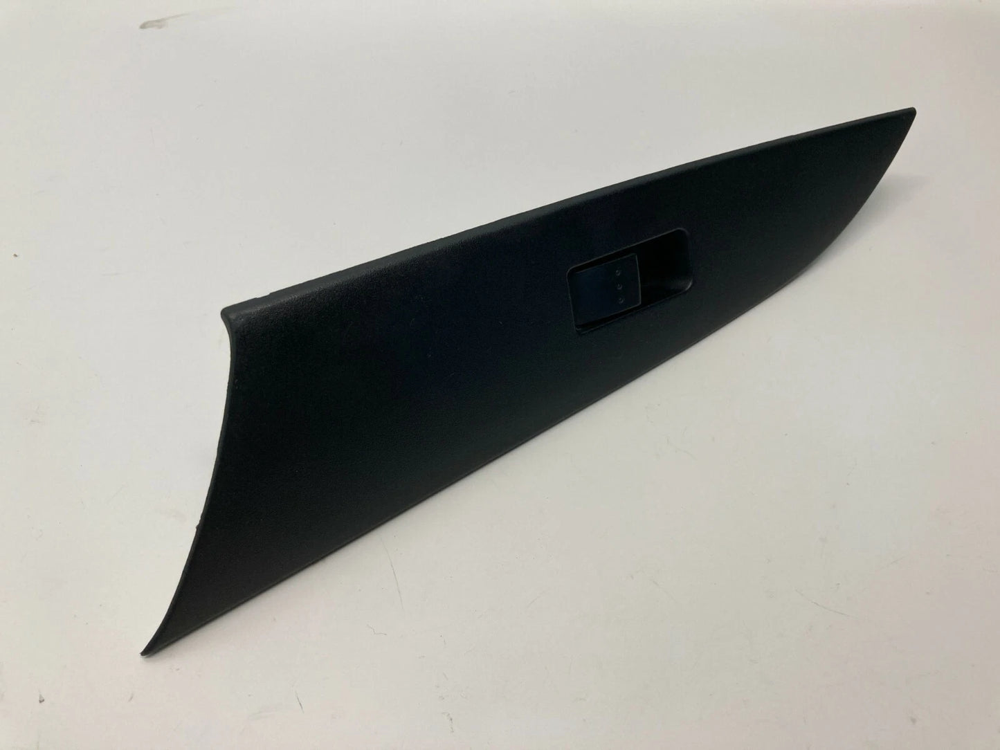 2004-2009 MAZDA 3 MAZDA3 FRONT RIGHT SIDE DOOR POWER WINDOW SWITCH B32H66370 OEM
