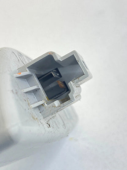 2005-2009 SUBARU LEGACY FRONT LEFT DRIVER DOOR COURTESY LIGHT LAMP 94256AG010