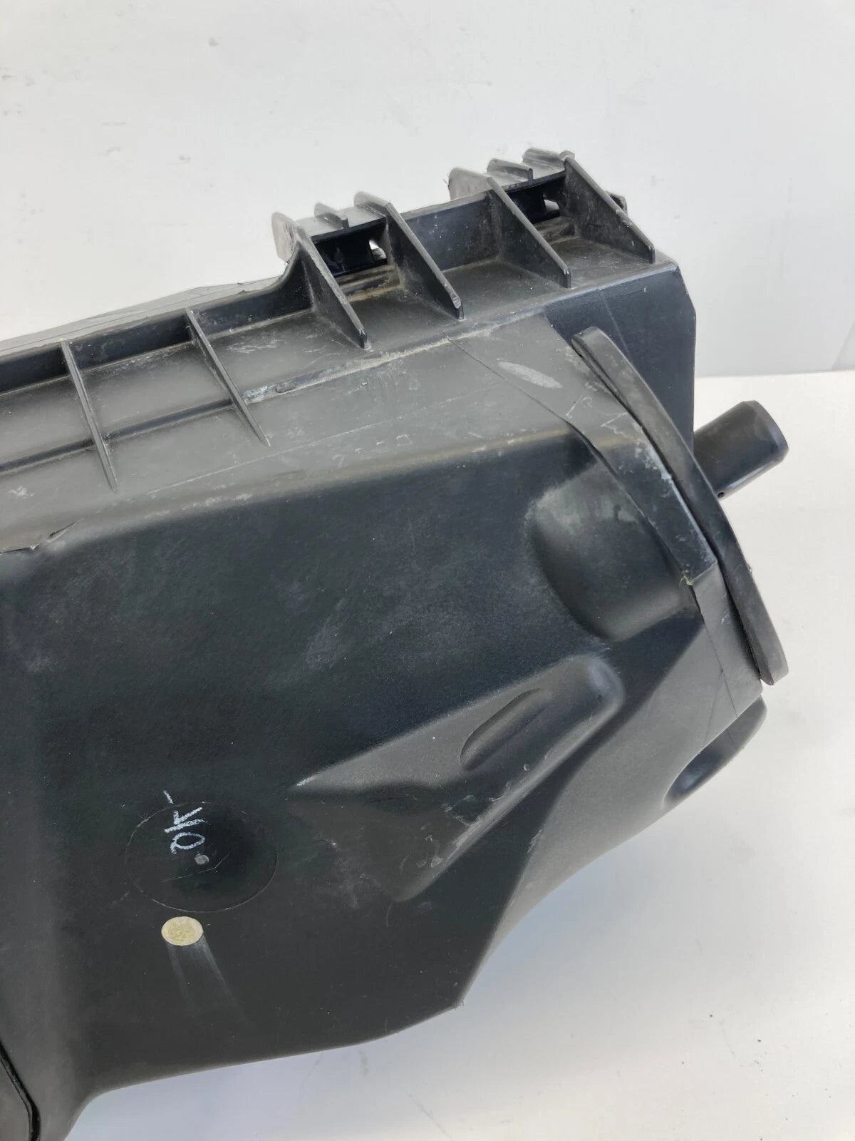 06-10 VOLKSWAGEN BEETLE 2.5L AT AIR INTAKE CLEANER FILTER BOX ASSEMBLY 1C0129607