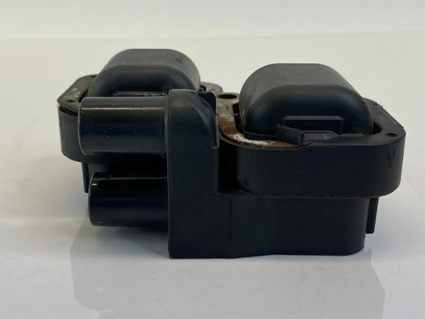 2001 02 03 04 2005 MERCEDES BENZ C240 SEDAN 2.6L V6 A/T ENGINE IGNITION COIL