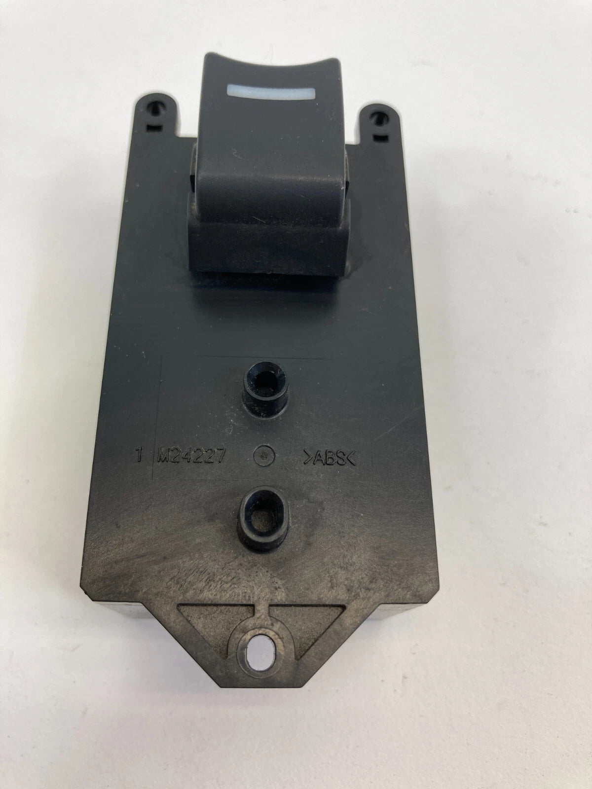 2004-2008 ACURA TL REAR RIGHT SIDE POWER WINDOW CONTROL SWITCH BUTTON M24227