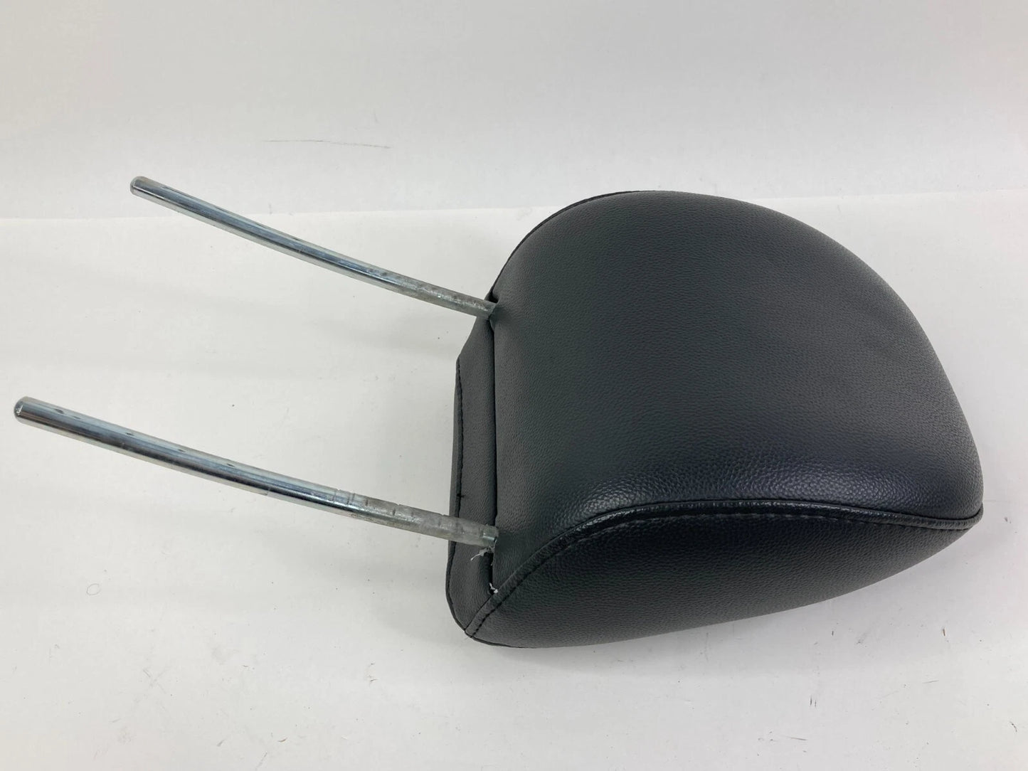 2007-2010 CHRYSLER 300 FRONT SEAT HEADREST LEFT DRIVER SIDE HEAD REST LEATHER