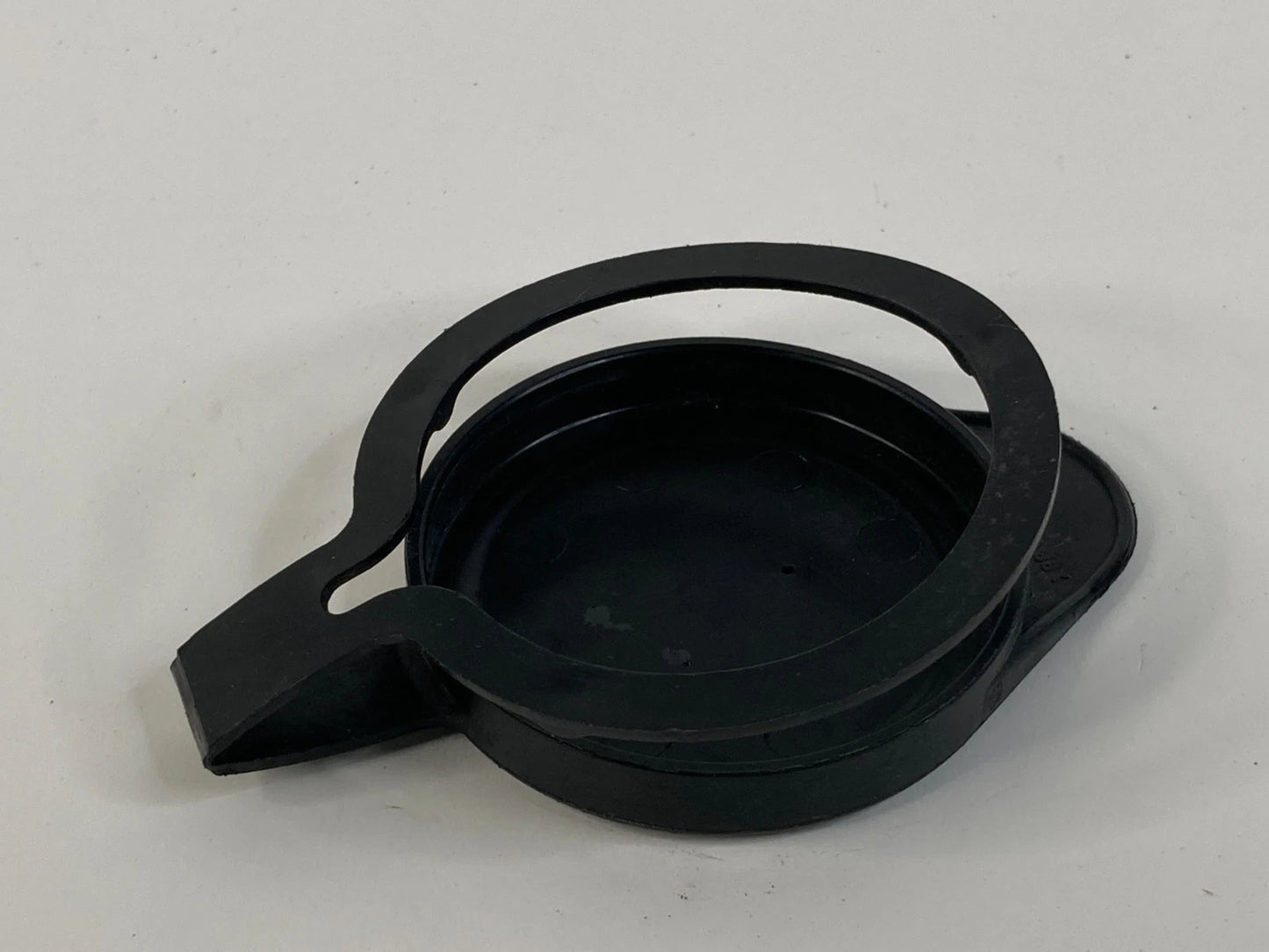 13-19 FORD INTERCEPTOR UTILITY WINDSHIELD WIPER WASHER FLUID RESERVOIR LID CAP