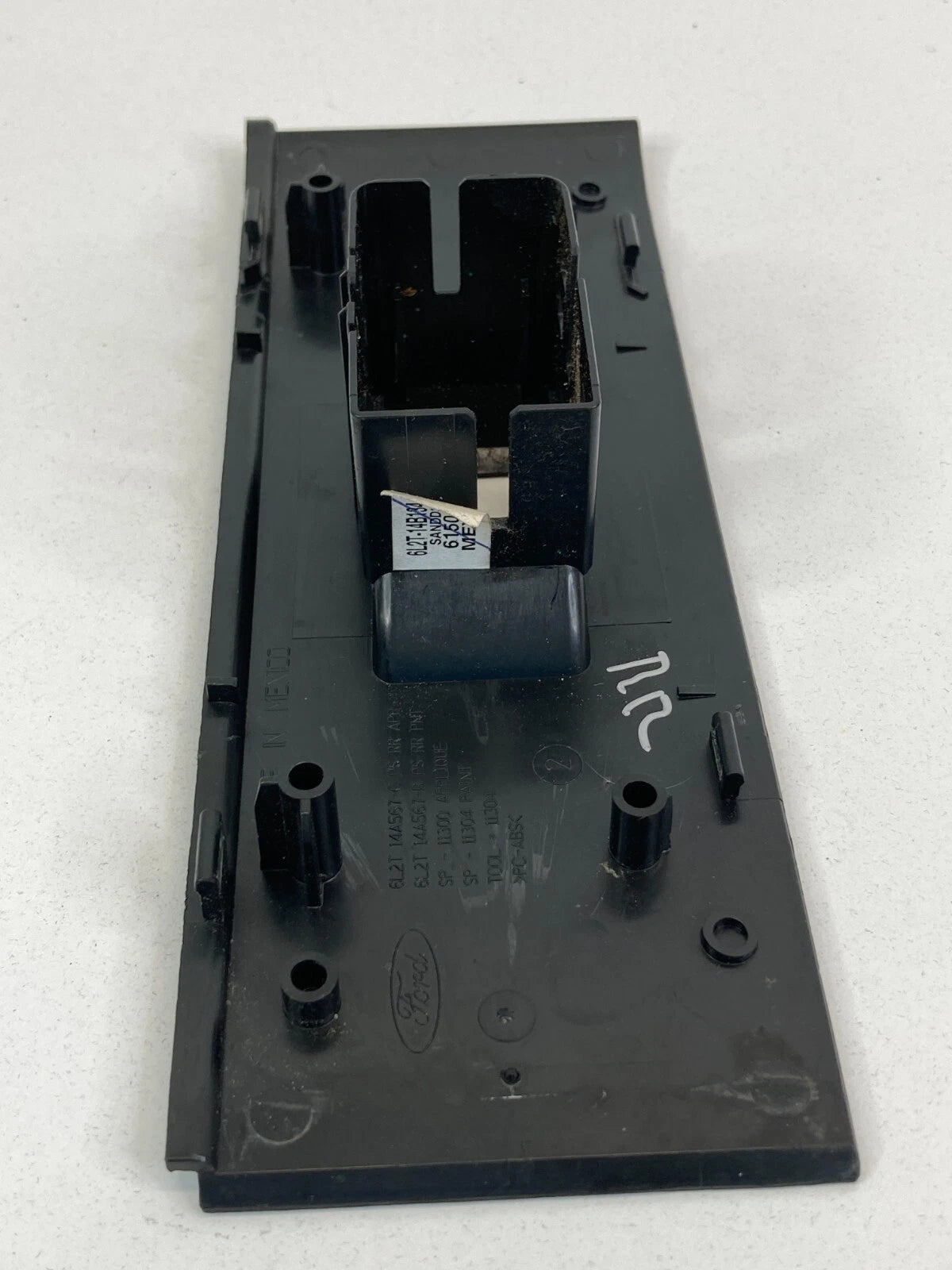 2006-2010 FORD EXPLORER REAR RIGHT PASSENGER WINDOW SWITCH TRIM COVER ONLY OEM