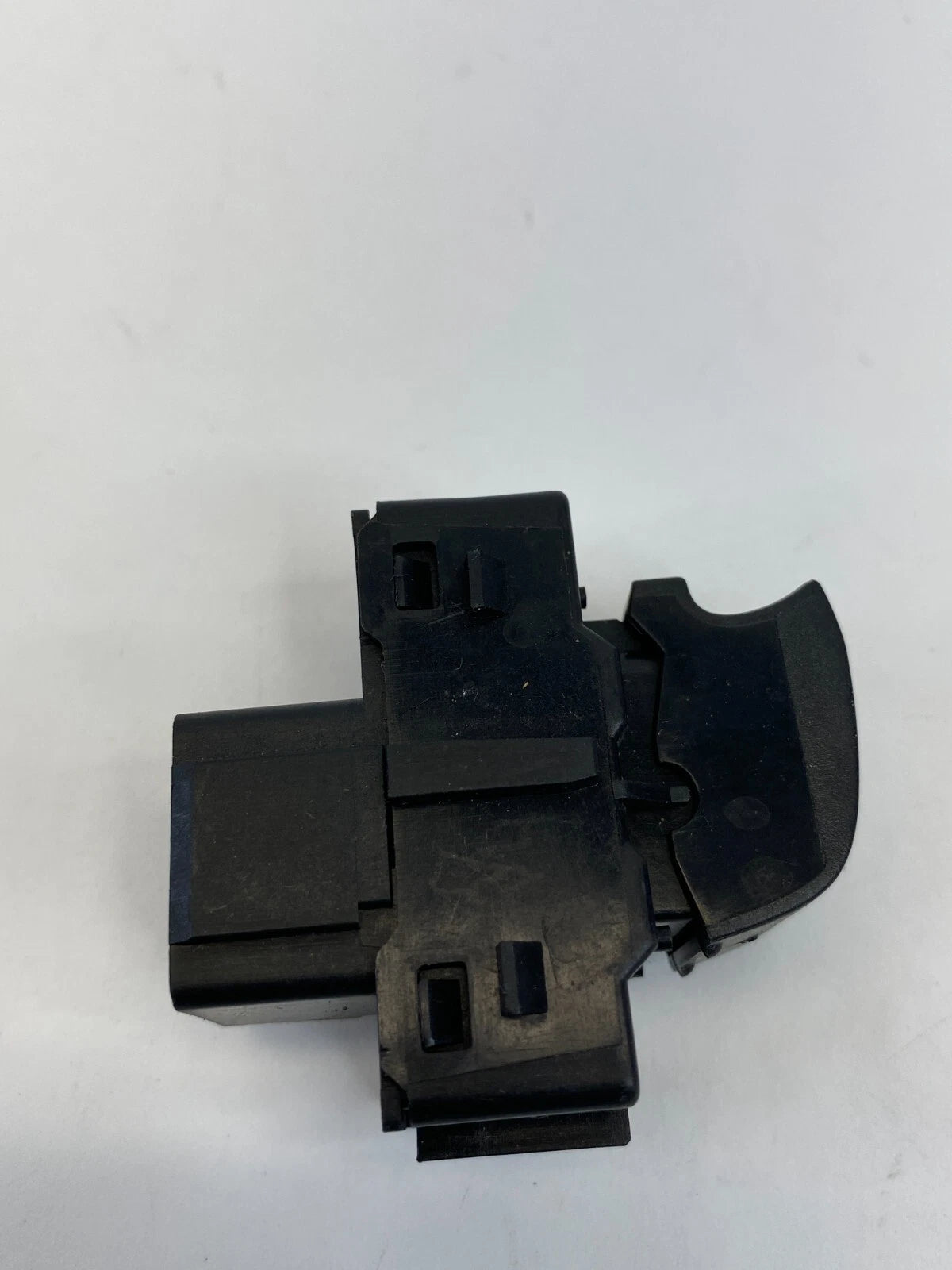 2008-2012 FORD ESCAPE FRONT RIGHT SIDE DOOR POWER WINDOW SWITCH 8L8T-14529-ABW