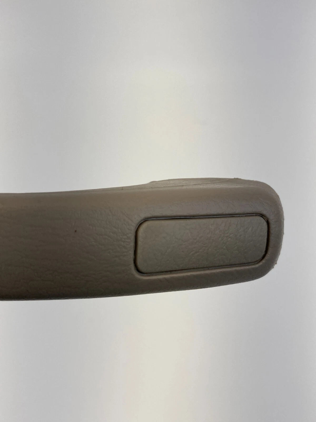 98 99 00 01 02 HONDA ACCORD SEDAN FRONT RIGHT SIDE ROOF GRAB HANDLE GRIP OEM