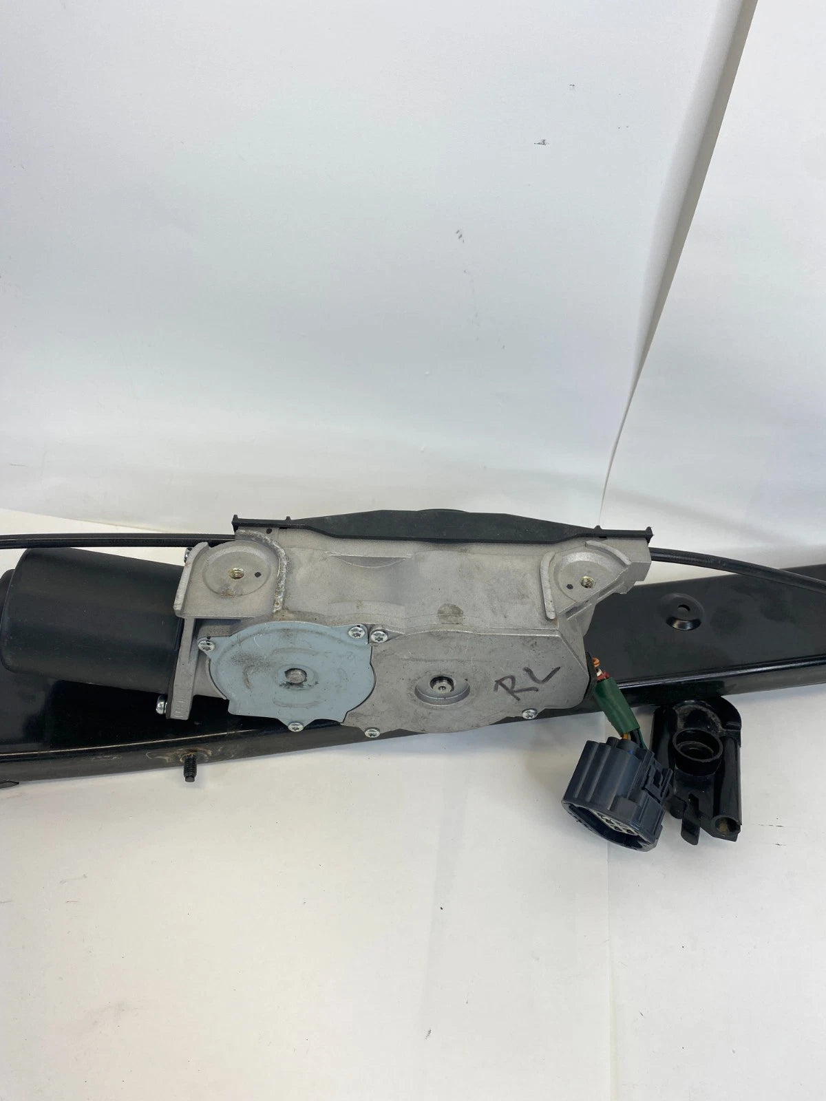 10-16 Chrysler Town & Country Rear Left Side Power Sliding Door Motor 68060499AF