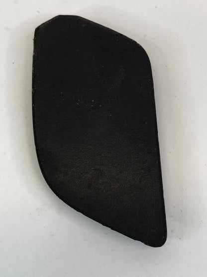 2010-2017 CHEVROLET EQUINOX FRONT LEFT DRIVER HANDLE SCREW COVER BEZEL 13577267