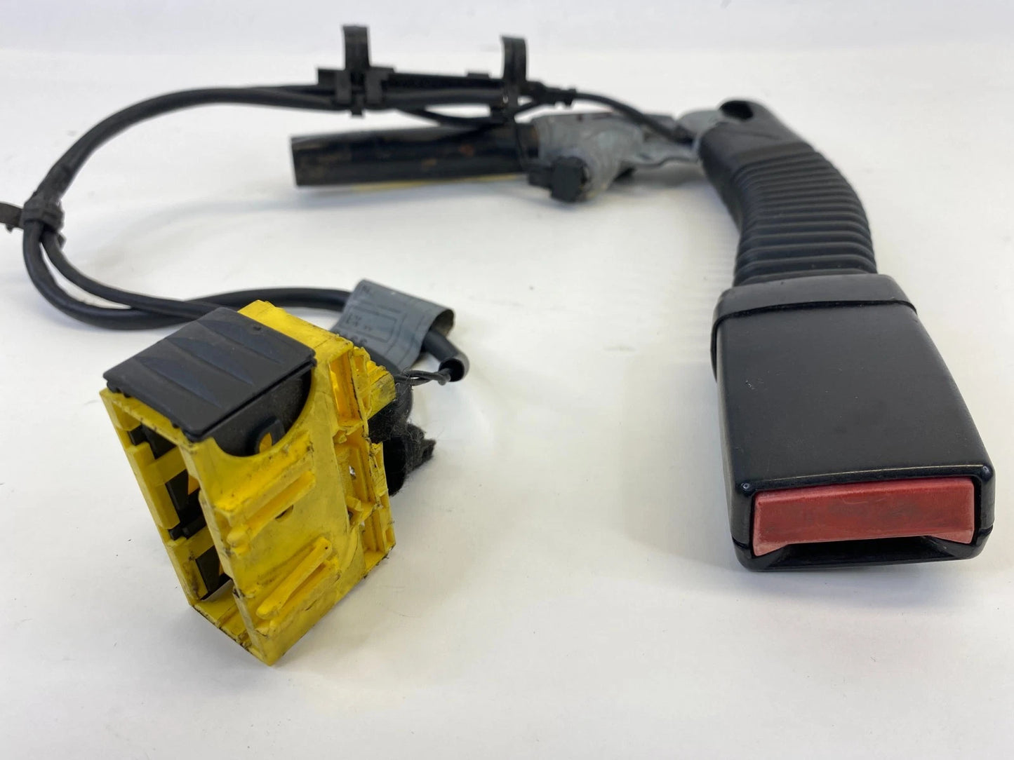 2003-2006 RANGE ROVER FRONT LEFT DRIVER SIDE SEAT BELT BUCKLE FR LH 83697210 OEM