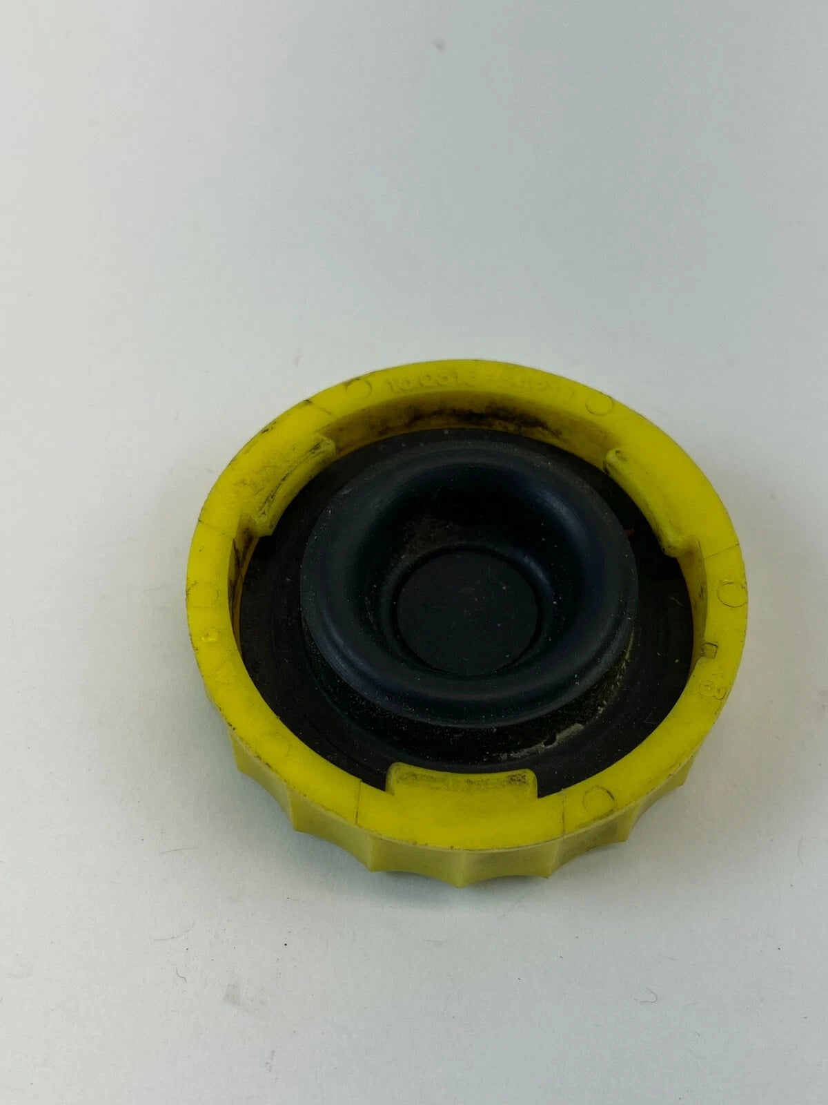 1999-2010 JEEP GRAND CHEROKEE CAP RESERVE TANK MASTER CYLINDER RESERVOIR COVER