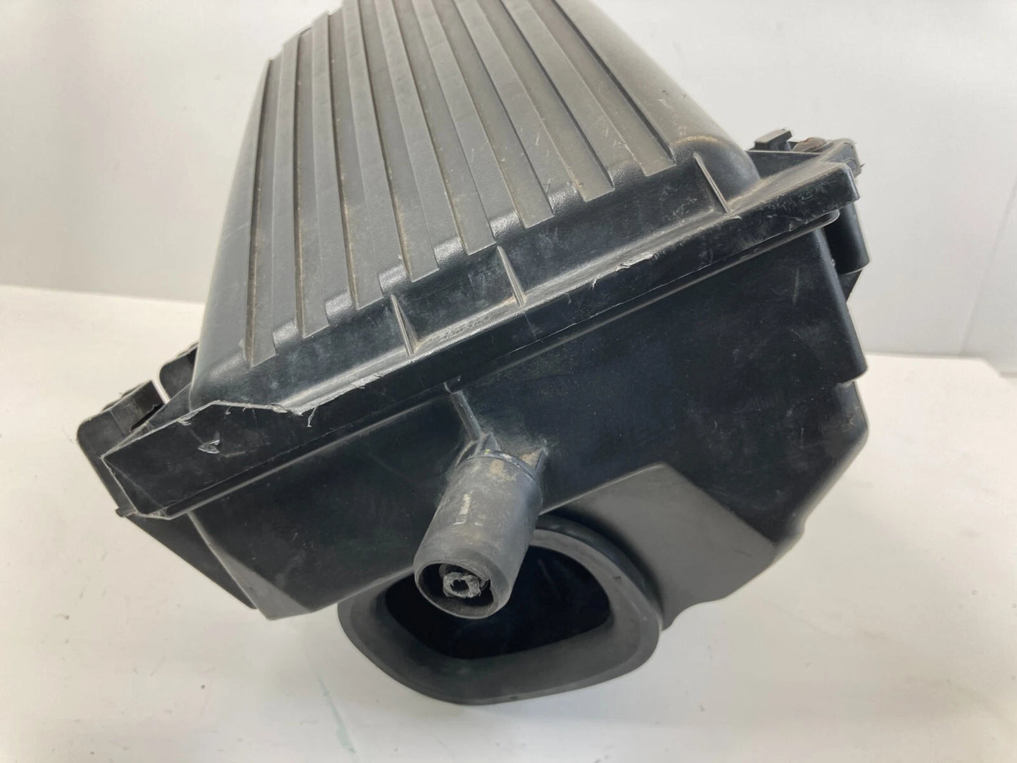 06-10 VOLKSWAGEN BEETLE 2.5L AT AIR INTAKE CLEANER FILTER BOX ASSEMBLY 1C0129607