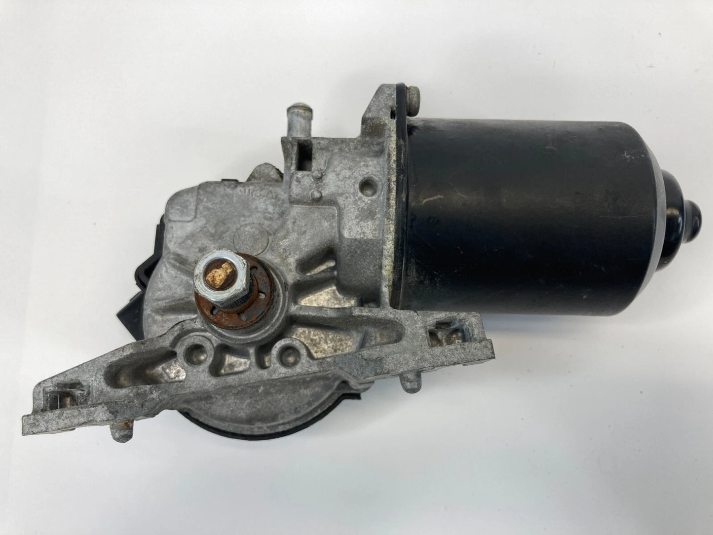 05-10 CHRYSLER 300 06-09 DODGE CHARGER FRONT WINDSHIELD WIPER MOTOR 04805711AA