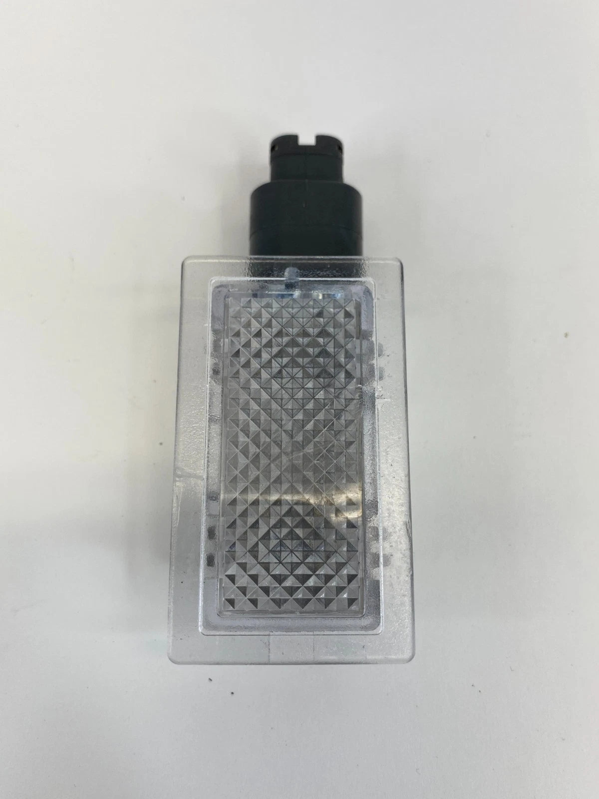 2016-2019 FORD EXPLORER INTERCEPTOR REAR LEFT CARGO COURTESY LIGHT LAMP OEM