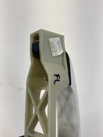 05-10 Pontiac G6 Front Left Side Exterior Door Handle Assembly 8554 White OEM