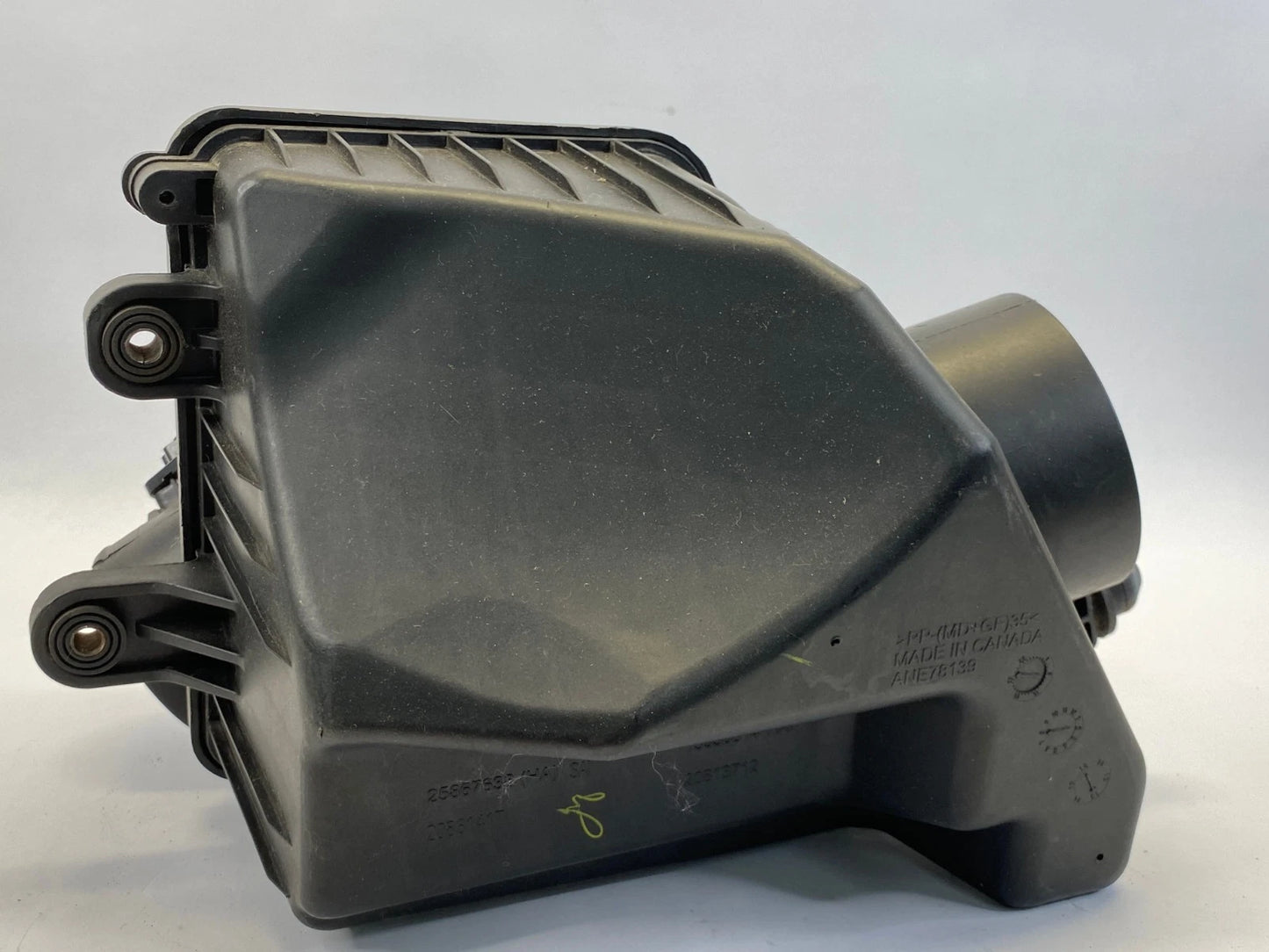 2010 2011 CHEVROLET EQUINOX 2.4L ENGINE AIR FILTER BOX HOUSING ASSY OEM 20813712