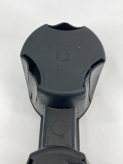 2009 2010 DODGE JOURNEY CENTER CONSOLE CUP HOLDER RUBBER INSERT 100001073 OEM