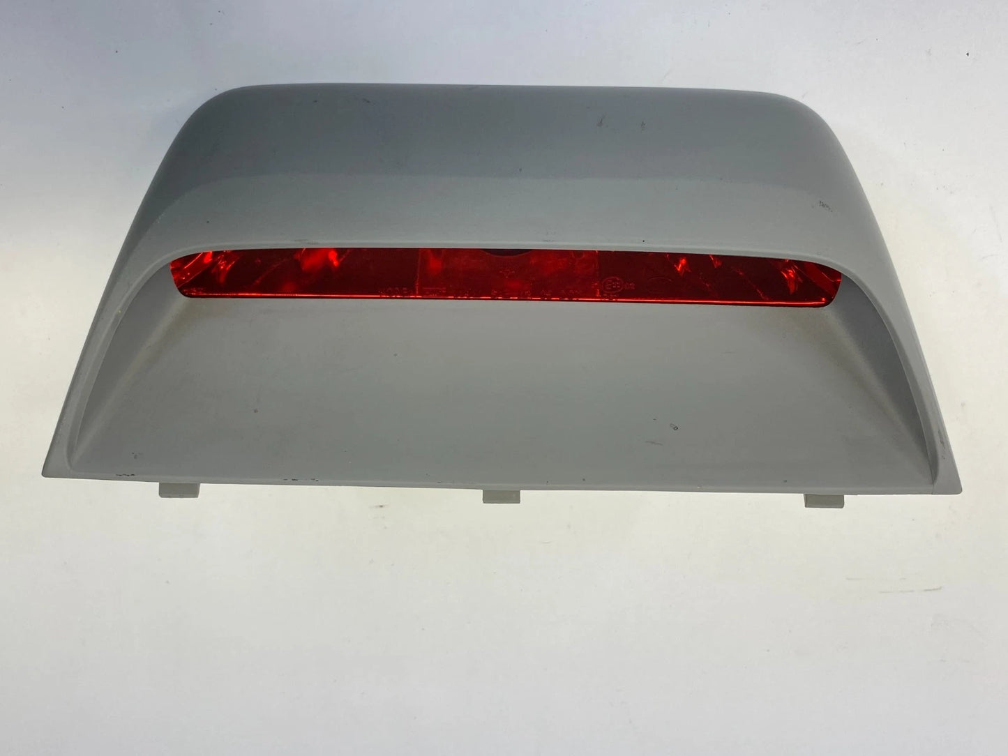 2007-2010 HYUNDAI ELANTRA SEDAN HIGH MOUNT 3RD THIRD BRAKE LIGHT STOP LAMP OEM