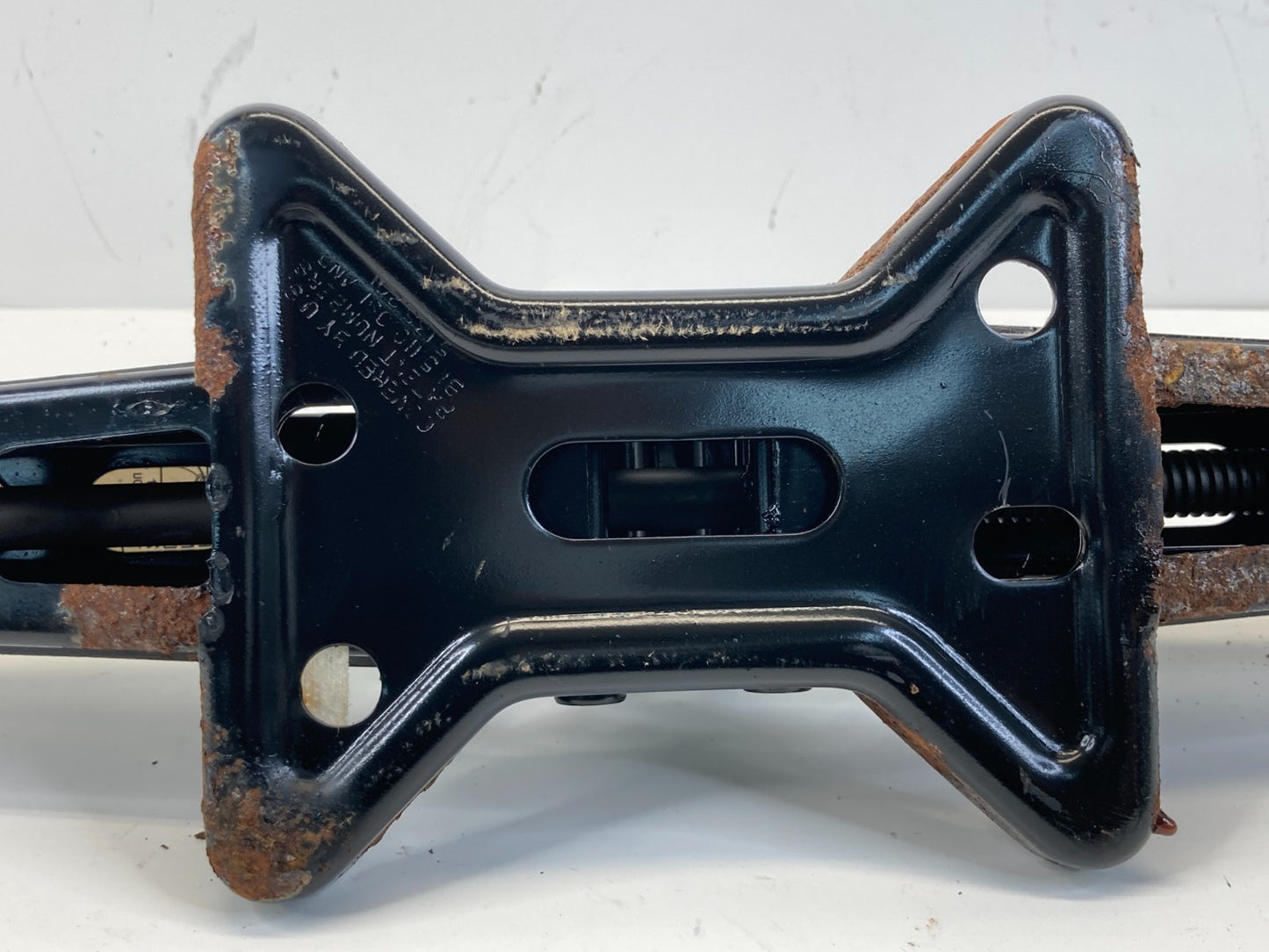 2002-2005 Chevrolet Monte Carlo Emergency Spare Tire Jack & Tool OEM