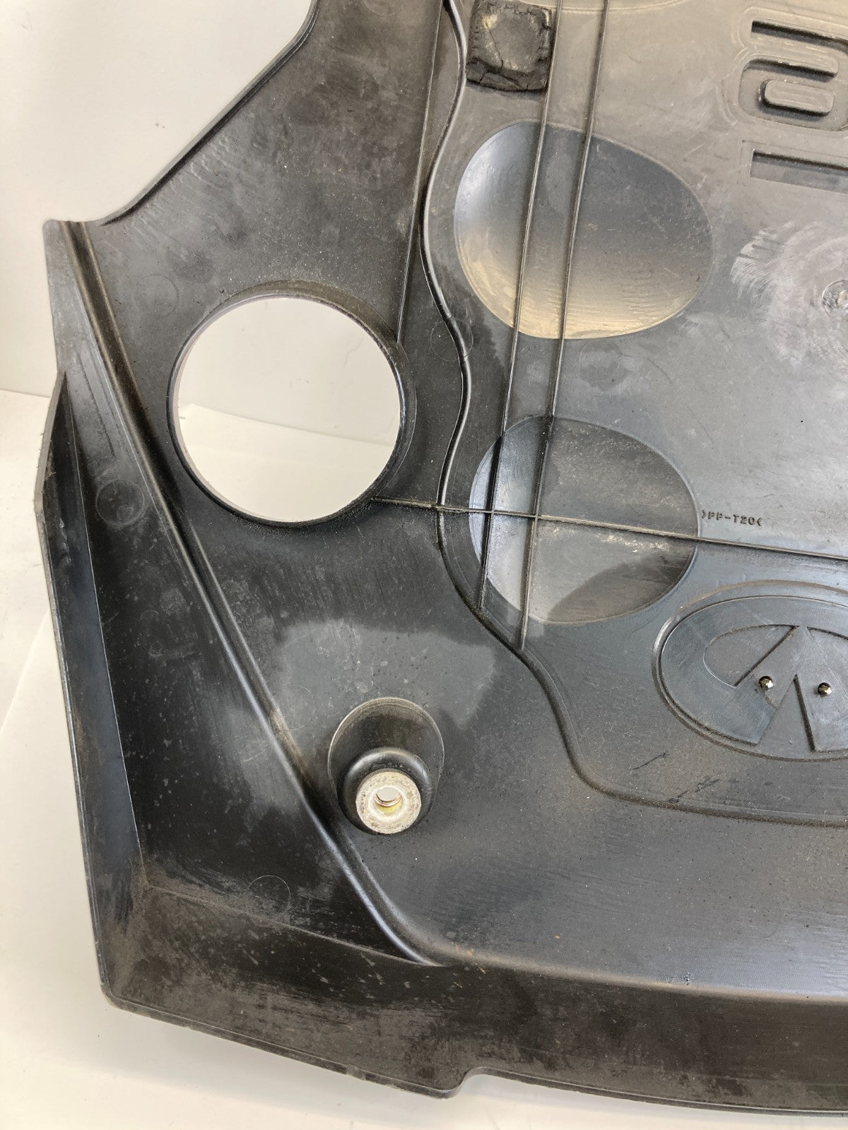 2003-2006 Infiniti G35 3.5L V6 A/T Engine Appearance Top Lid Cover Assy OEM