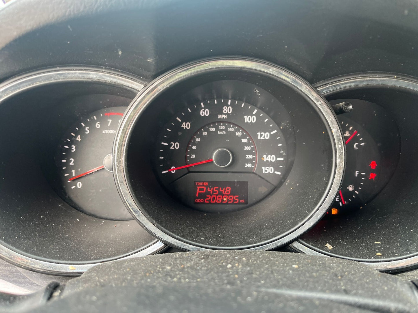 2011-2013 Kia Sorento Dash Instrument Cluster Speedometer 208K Miles 94001-1U010