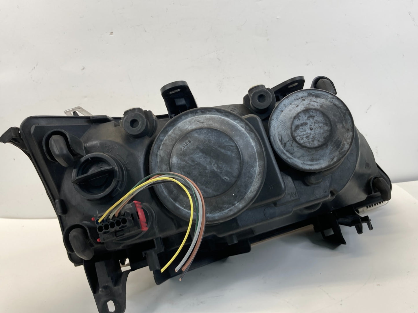 2003-2007 Saab 9-3 Front Left Driver Side Headlight Headlamp Halogen Aftermarket