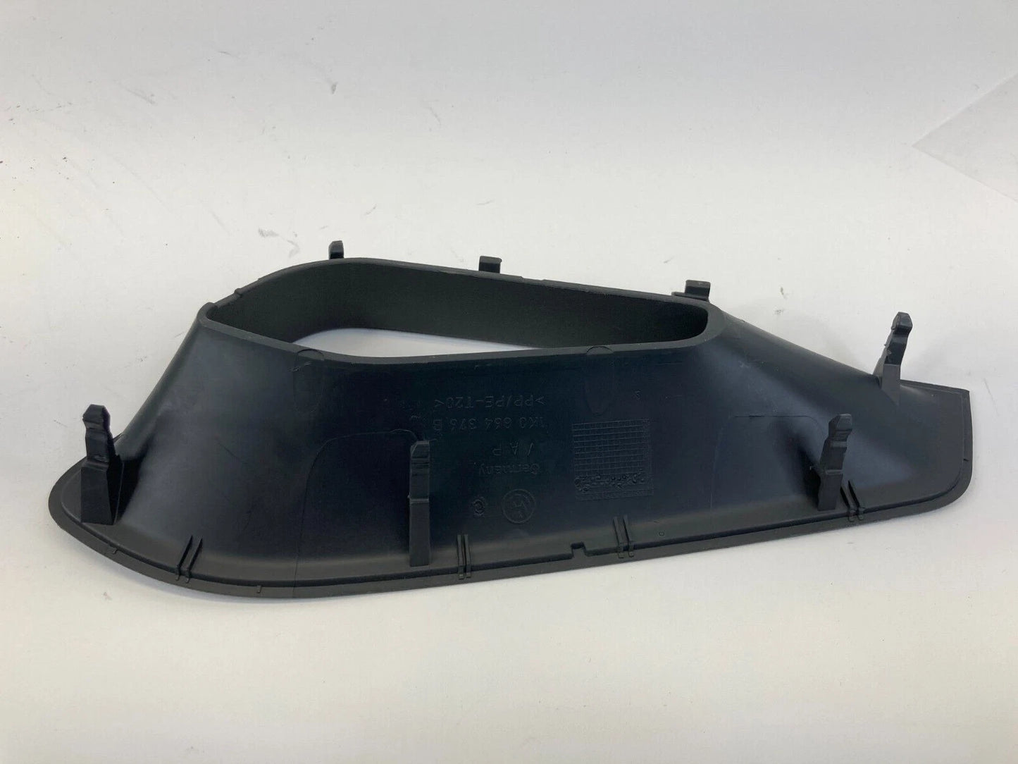 06 07 VOLKSWAGEN GTI CENTER CONSOLE RIGHT SIDE LOWER TRIM COVER 1K0-864-376-B