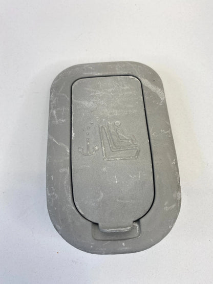 2007-2010 HYUNDAI ELANTRA SEDAN REAR SEAT BELT ANCHOR CHILD COVER TRIM PLATE OEM