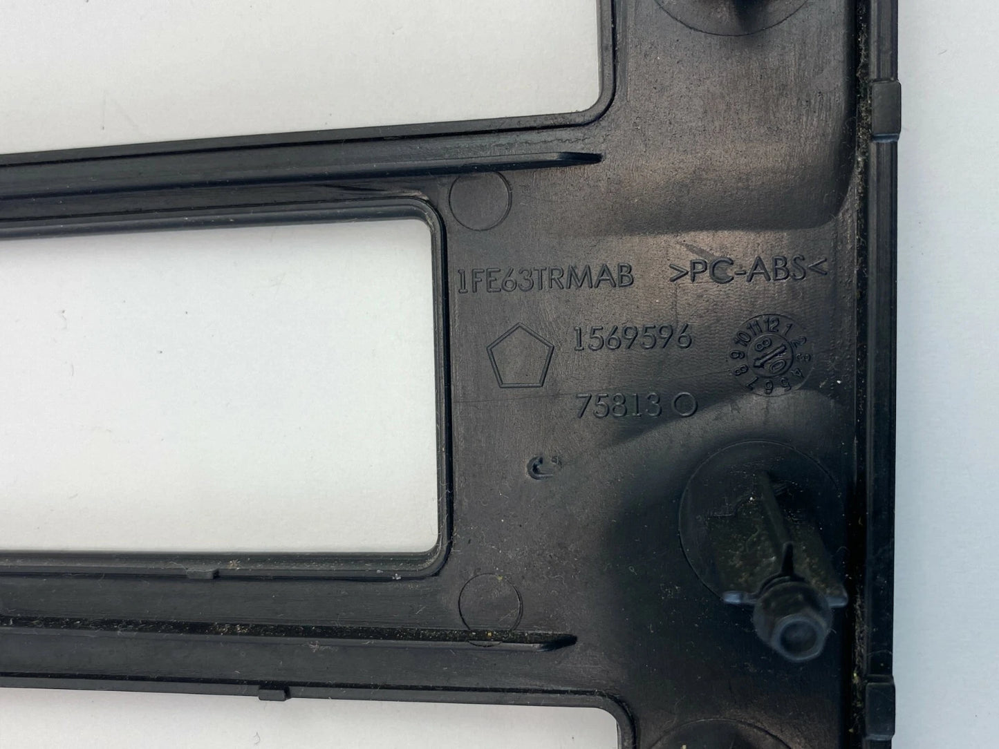 2009-2014 VOLKSWAGEN ROUTAN DASH CLIMATE CONTROL COVER BEZEL TRIM P1FE63DX9AB