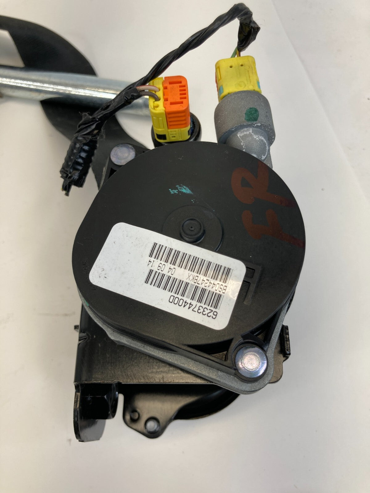 2013-2018 Ford Focus Front Right Passenger Seat Belt Retractor 623374400D OEM