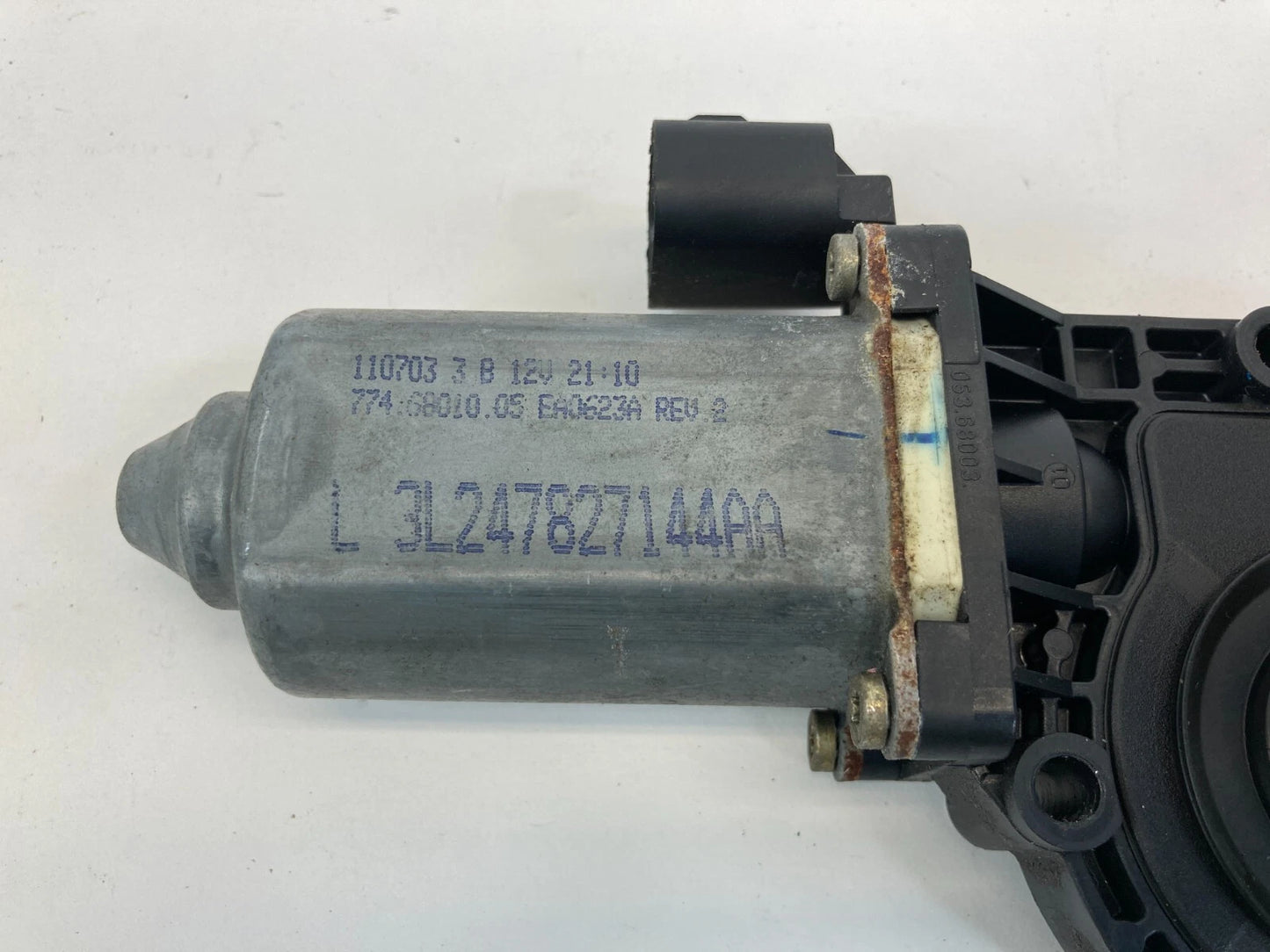 2002 2003 2004 FORD EXPLORER REAR LEFT SIDE DOOR WINDOW MOTOR 3L247827144AA OEM