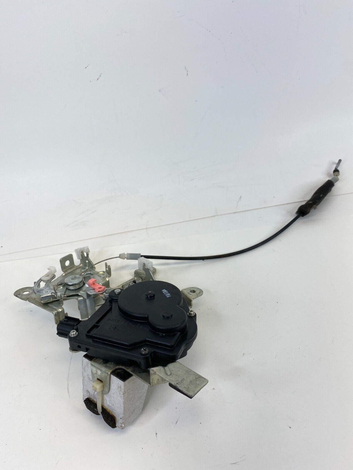 2005-2010 Honda Odyssey Right Sliding Door Power Lock Crank Release Actuator OEM