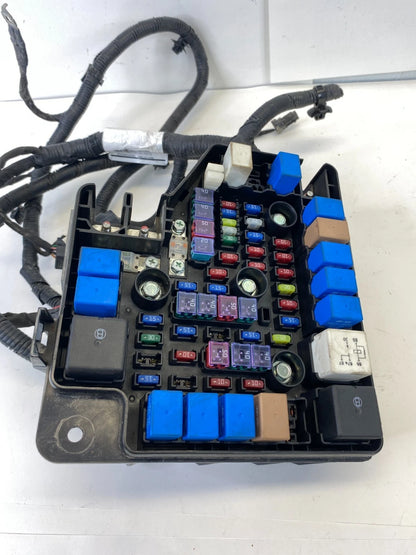2010-2012 HYUNDAI SANTA FE 2.4L L4 A/T 4WD ENGINE COMPARTMENT FUSE RELAY BOX OEM