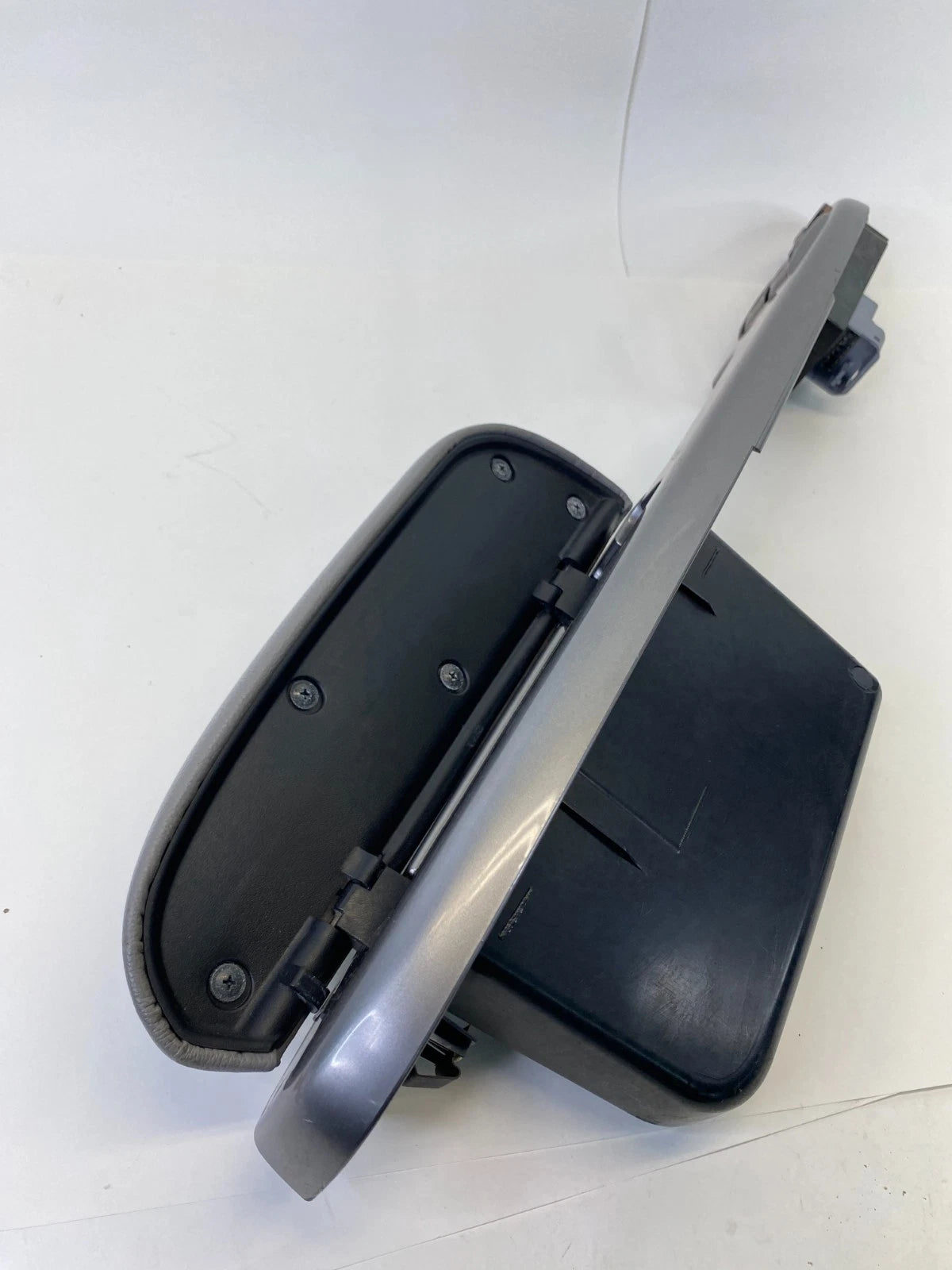 06-10 TOYOTA SIENNA FRONT LEFT DRIVER MASTER WINDOW LOCK SWITCH ARMREST BEZEL