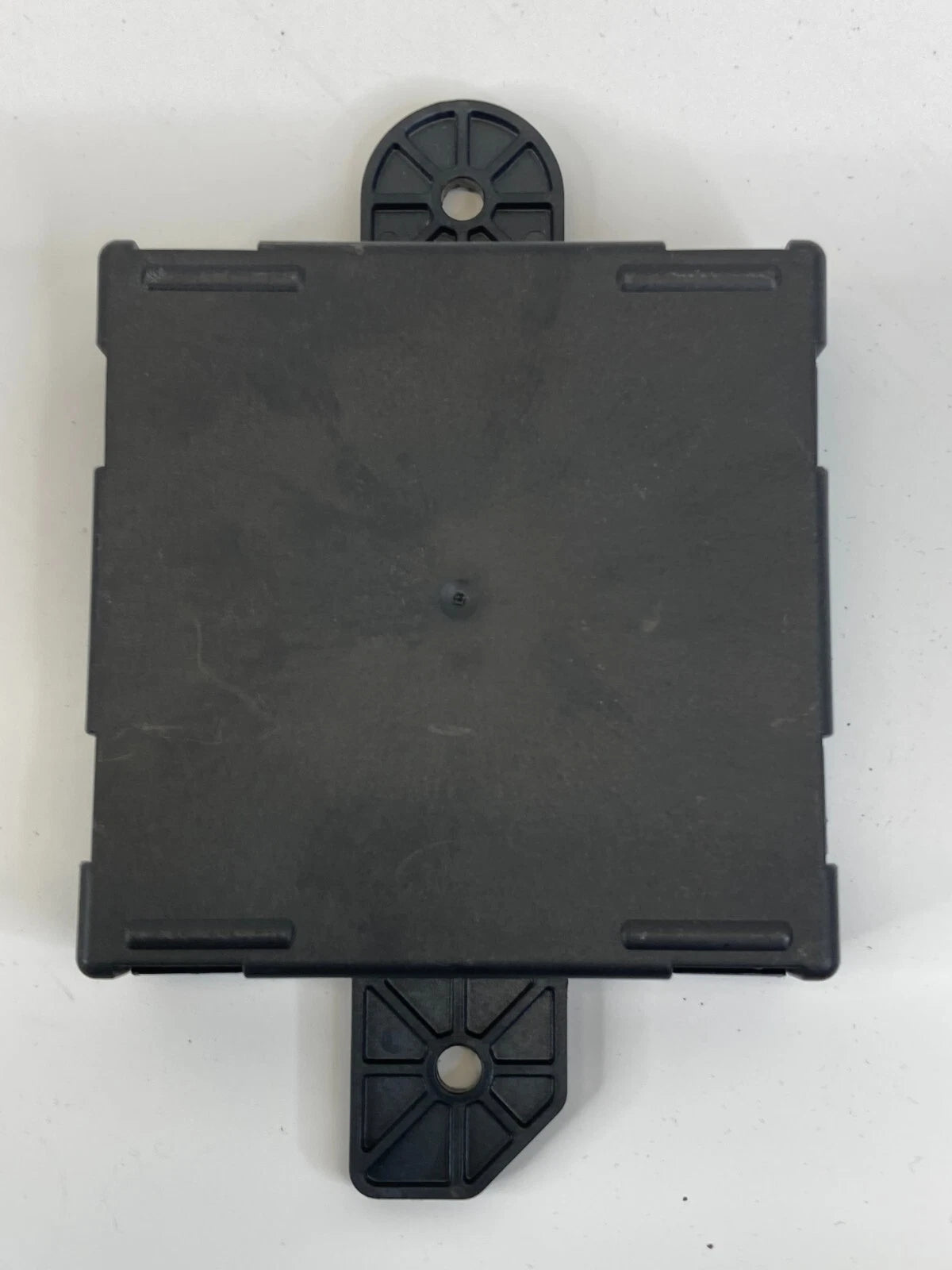 2009-2014 VOLKSWAGEN ROUTAN FRONT RIGHT DOOR CONTROL MODULE OEM P05026860AC