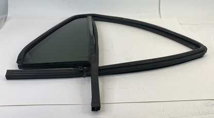 07-12 Hyundai Santa Fe Rear Right Side Quarter Vent Window Glass Fixed OEM